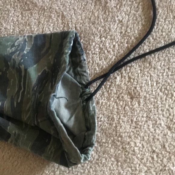 STANDARD ISSUE GARMENT  FIT SIZE 36 to 38 WAIST - Picture 10 of 13